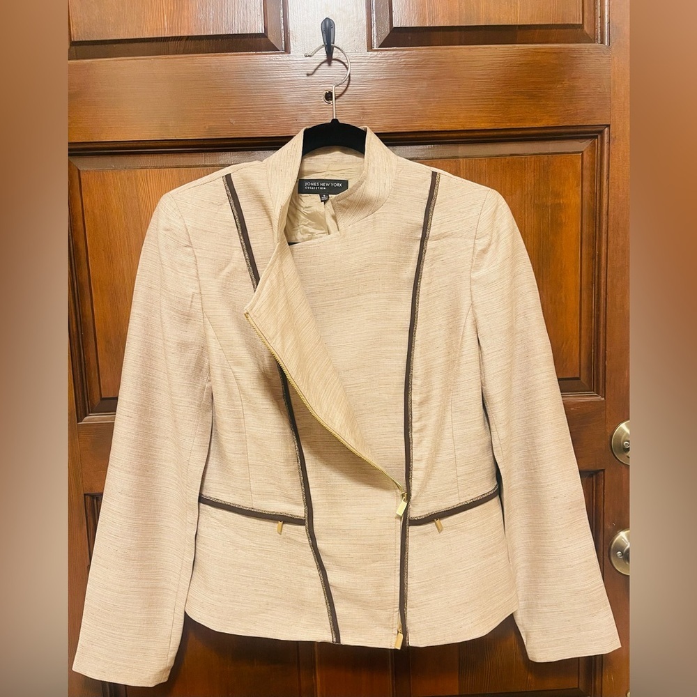 Jones New York Tan Blazer, Gold Detail, 8 - Picture 2 of 8